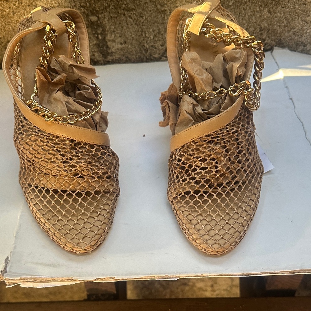 Bottega Veneta Mesh Chain Details Pumps - Picture 4 of 10
